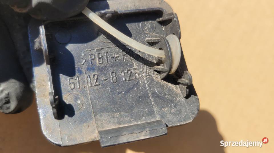 BMW SERIA 7 E38 ZAŚLEPKA HAKA ZDERZAKA TYŁ Pozostałe Ruda Śląska