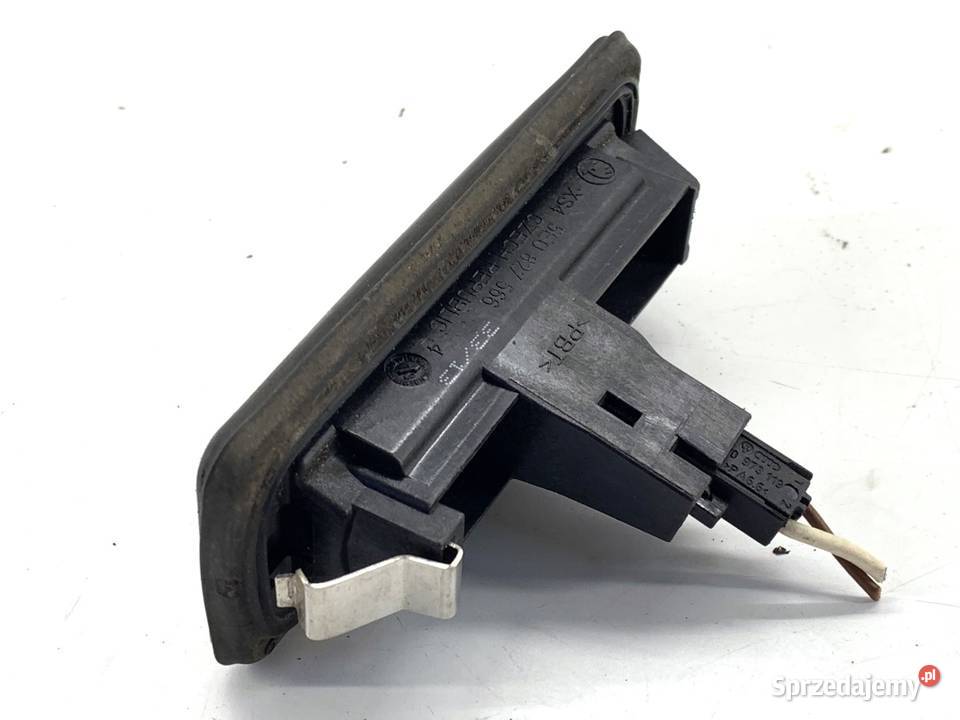 KLAMKA KLAPY TYŁ SKODA YETI 5E0827566 Crossover podkarpackie