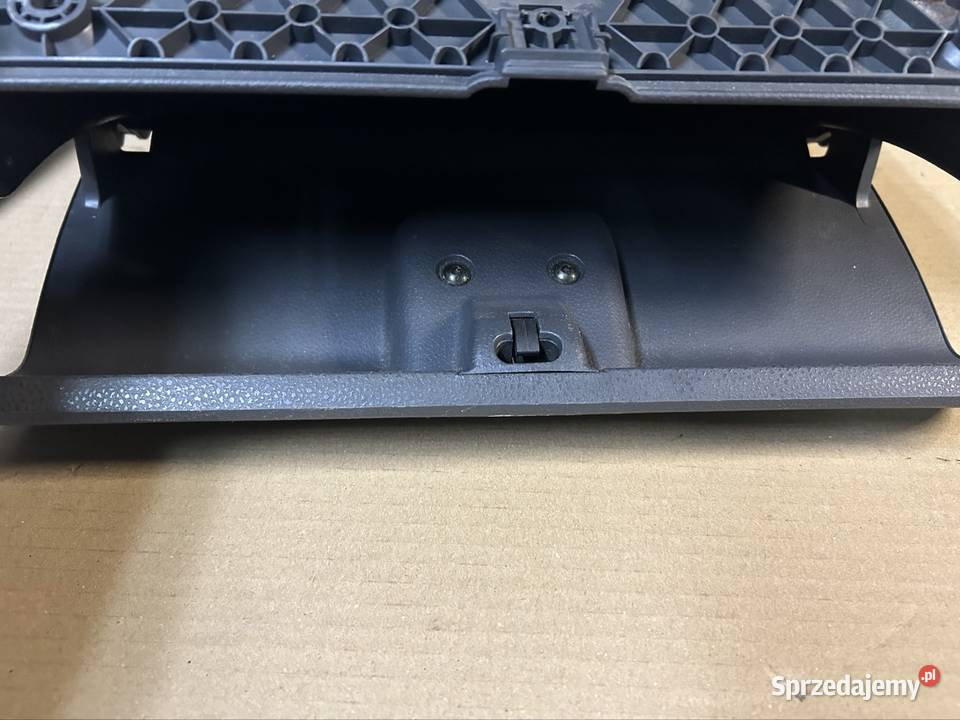 Schowek pasażera Polo 4 9n 6Q1857101F Pozostałe Grudziądz