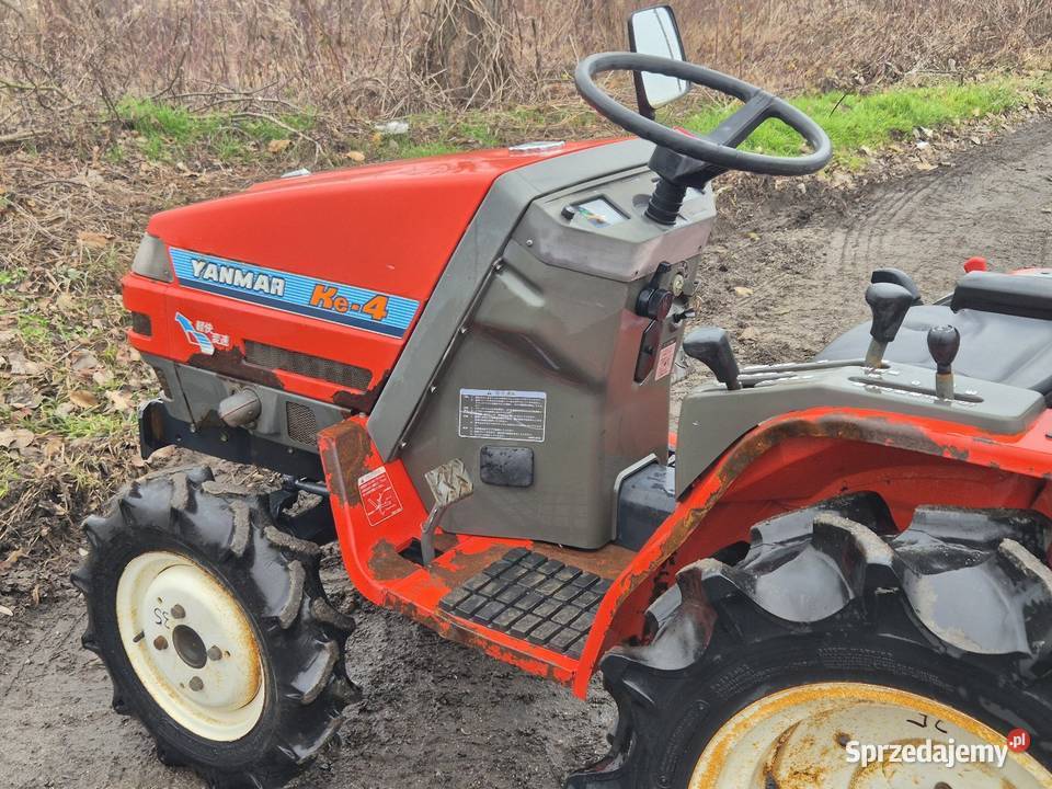 Traktorek traktor YANMAR Ke4D 14 44 Skrzynia biegów Manualna Małuszyn sprzedam