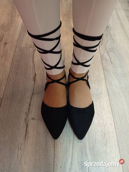 40 Czarne sznurowane baleriny wieczorowe Nowe