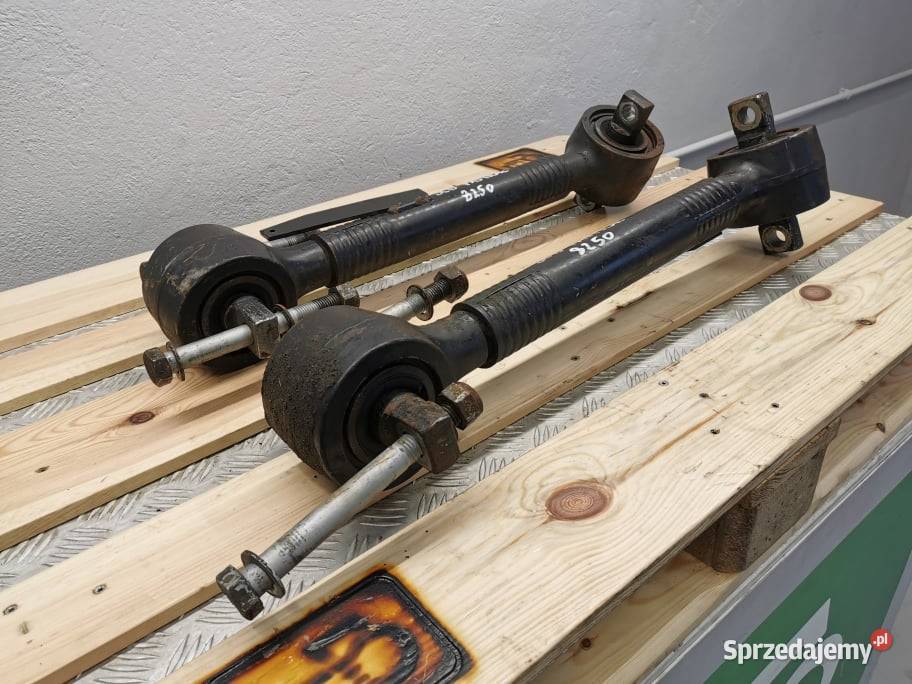 JCB 8250 Fastrac Drążek trzymający oś tylną Wilkowo