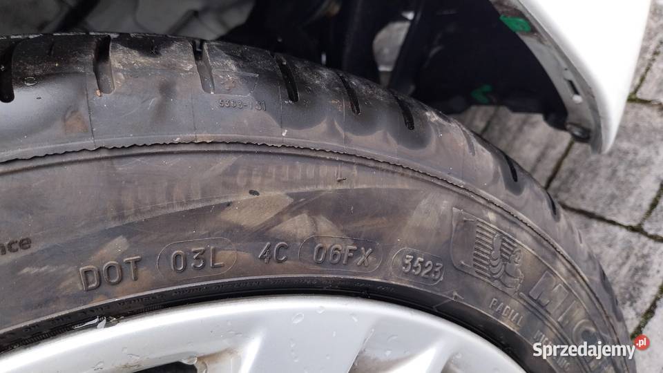 Volvo s60 T5 2015 uszkodzony silnik uszkodzony Kończyce sprzedam