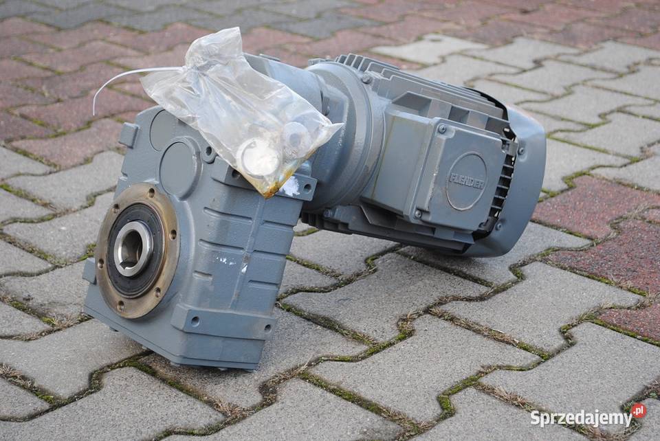 Motoreduktor 22kw 87obrmin SIEMENS Kargowa
