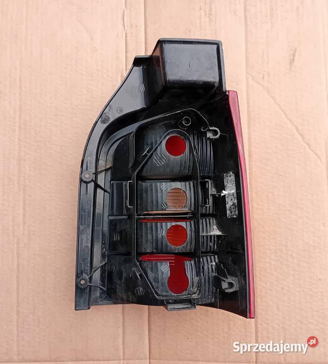 VW T5 lampa tylna lewa Przeźmierowo