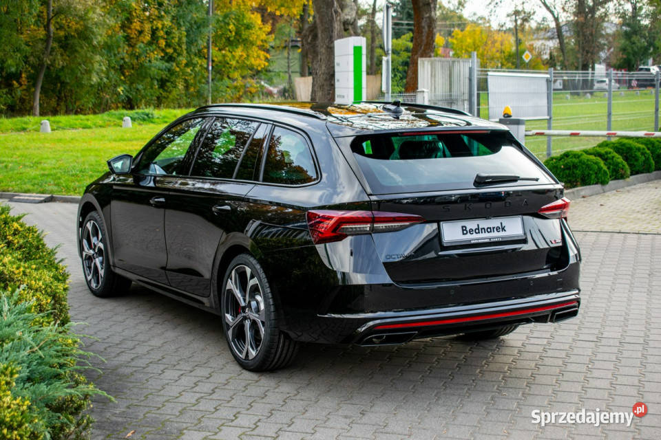 koda Octavia Combi RS 20 TSI 265 DSG Odbiór w wielofunkcyjna kierownica Łódź