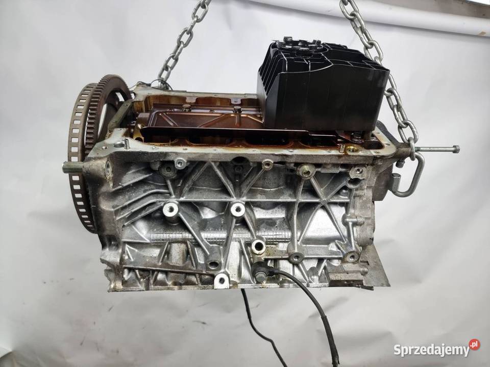 SILNIK DÓŁ AUDI A8 D3 37 BFL osobowe Lipno