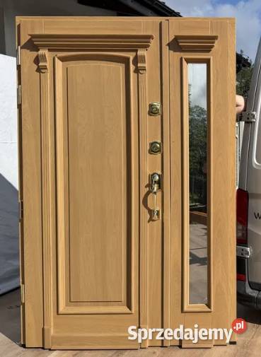 DRZWI DOSTĘPNE RĘKI 141x215 KLAMKA SCHLAGE Morąg