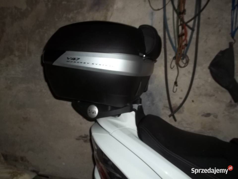 Kufer Centralny Givi 47L z oparciem stelaż Akcesoria śląskie Katowice sprzedam