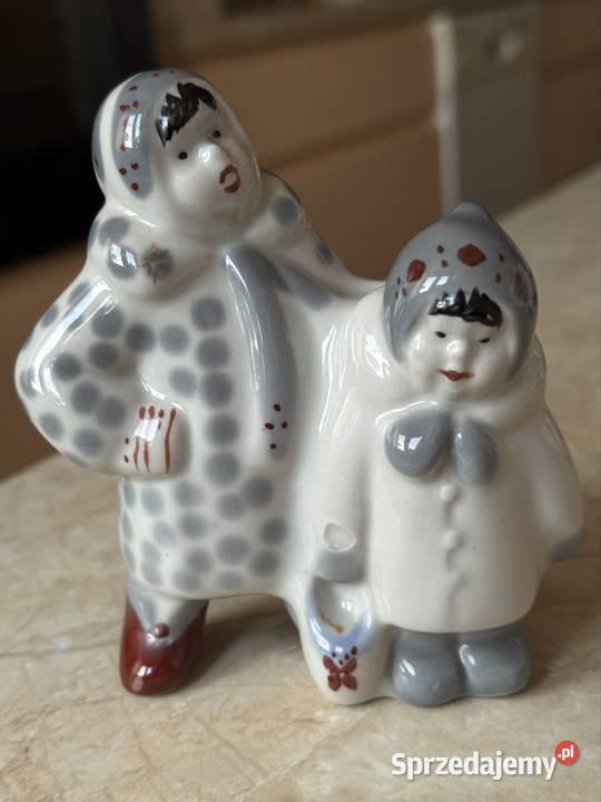 Figurka koleżanki Porcelana i szkło Mielec