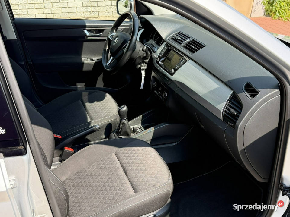 koda Fabia Skoda Fabia 14TDI 90 2015 EDITION wielofunkcyjna kierownica Gostyń sprzedam