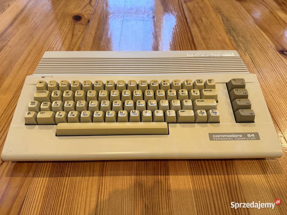 Commodore 64C sprawny kultowy retro komputer Pozostałe