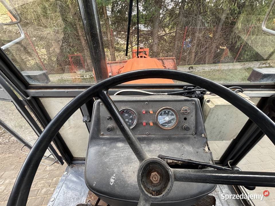 Ursus C360 z pługiem