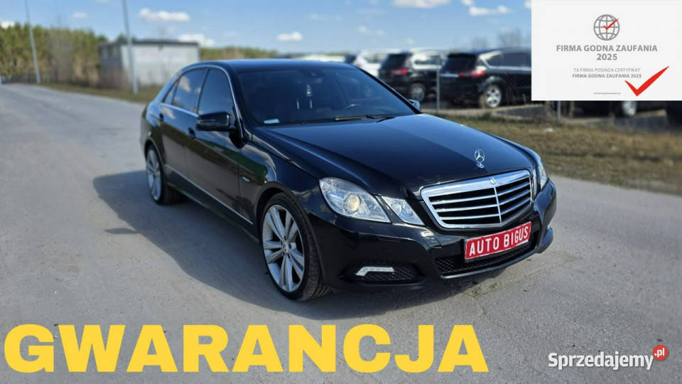 Mercedes E 350 Avangarde czarny sufit 4matic gniazdo AUX
