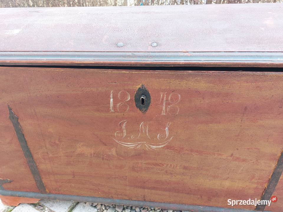 Ogromny kufer drewniany z 1818 r Miłków