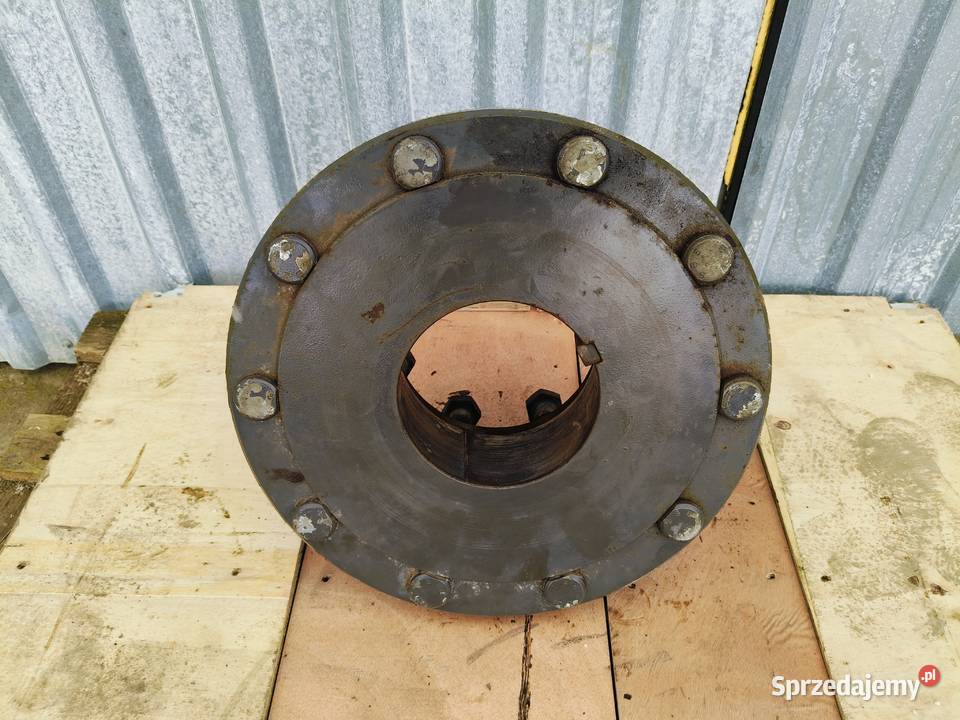 Claas Axion 840 CMatic A31 13r Piasta koła tył warmińsko-mazurskie Stalewo