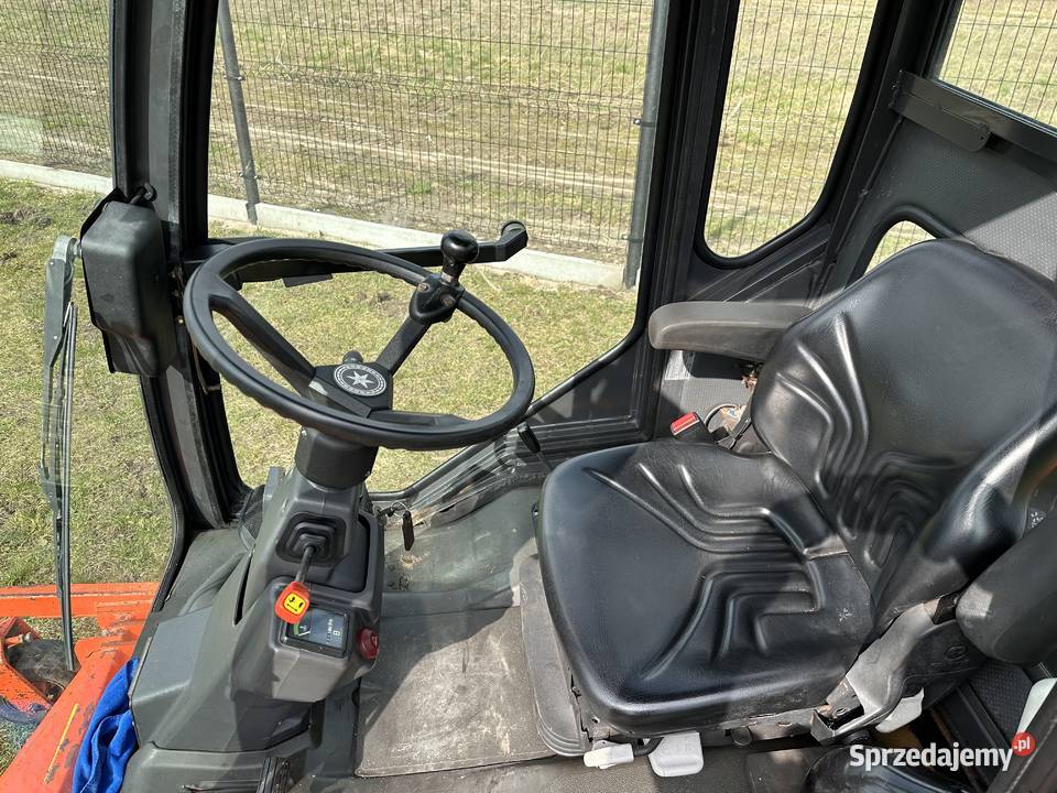 KUBOTA F2560 2002AGREGAT 160 PŁUG 140 KABINA Kosiarki spalinowe Gdańsk