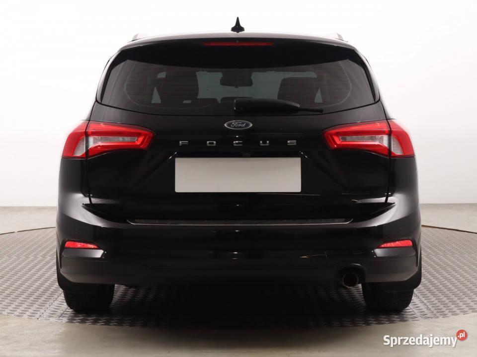 Ford Focus 10 EcoBoost podgrzewane fotele