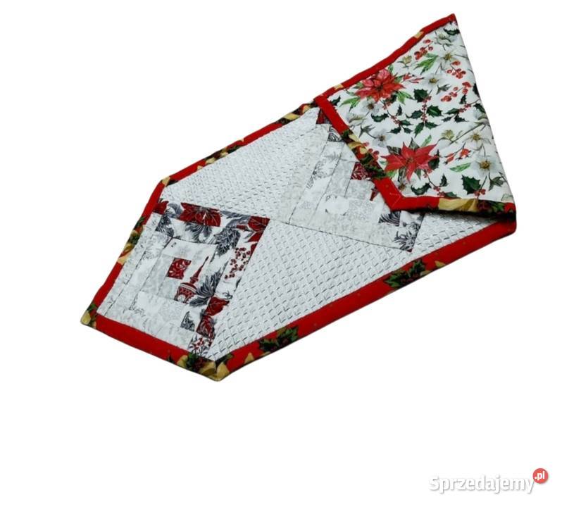 Świąteczny bieżnik patchwork srebrne akcenty biały