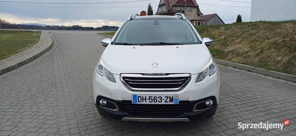 Peugeot 2008 16 VTI 120panorama2 x pdc Wadowice