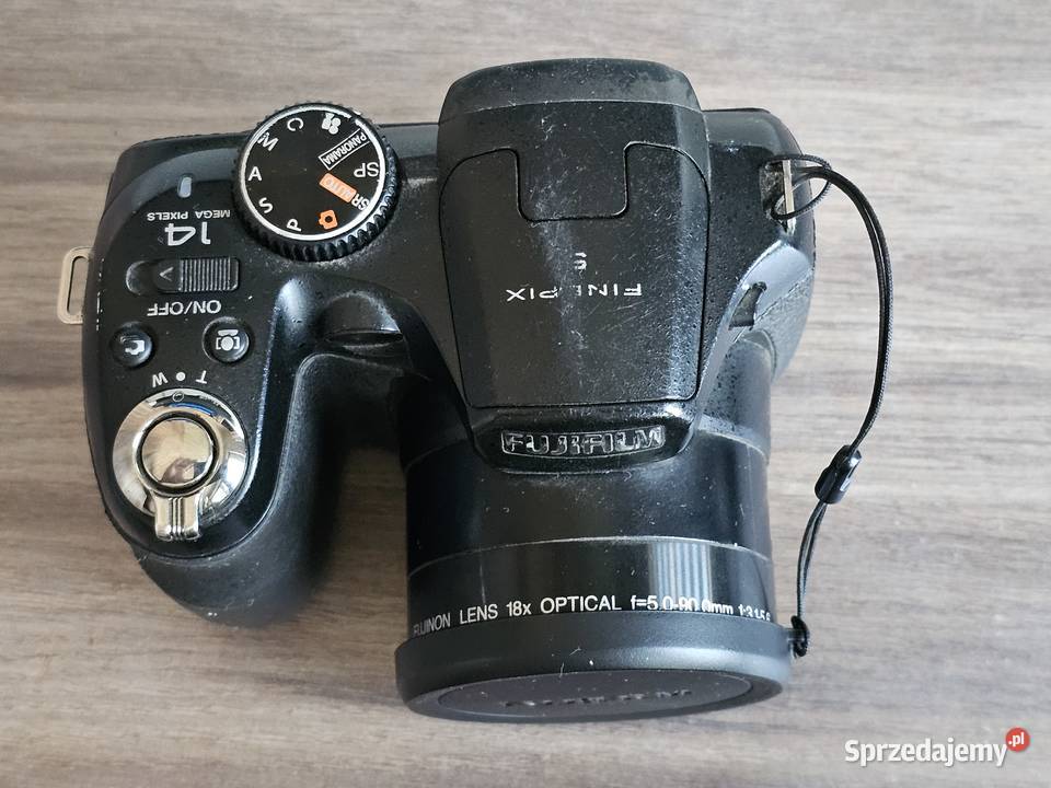 Fujifilm Finepix S2950 zoom 18x 14 megapixel Ostrów Wielkopolski sprzedam