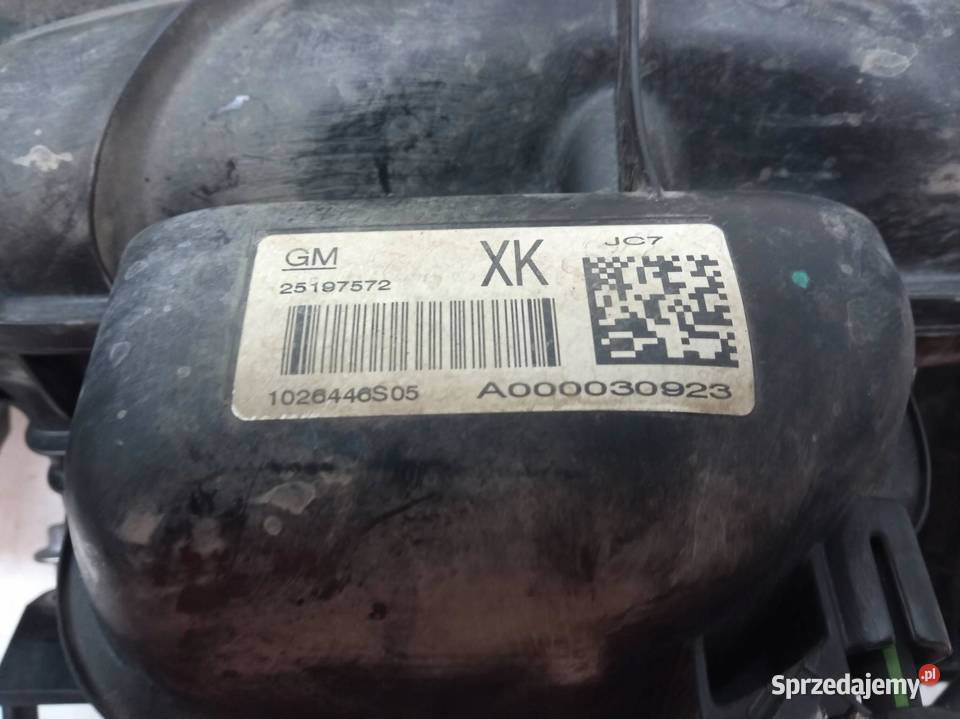 KOLEKTOR SSĄCY 25197572 14 TURBO Opel Astra IV