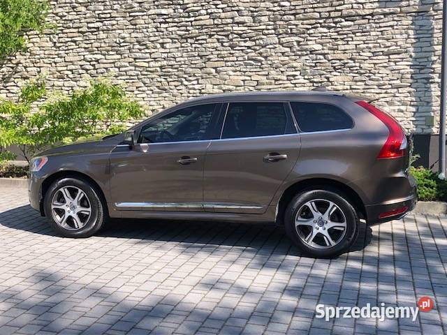 VOLVO XC60 30 T6 benzyna 304 zarejestrowany full benzyna XC 60 Chełm