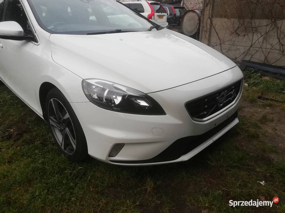 Volvo V40 14r R design D2 115 61446 całe na manualna Motoryzacja Zduńska Wola sprzedam