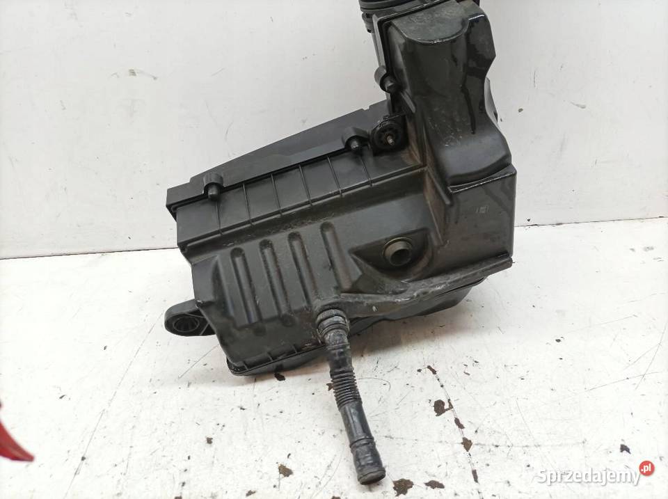 OBUDOWA FILTRA POWIETRZA 1K0129607AC 14 TSI świętokrzyskie