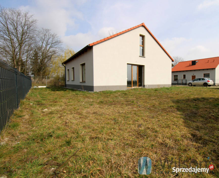 Sprzedaż domu wolnostojącego 9354m2 Miłoszyce sprzedam