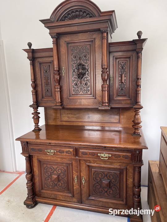 Piękny stary drewniany kredens dolnośląskie Bystrzyca Kłodzka