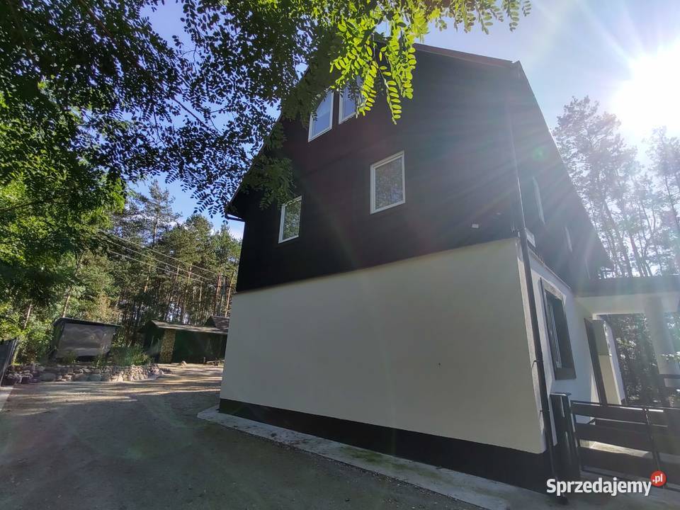 Sprzedam dom w spokojnej okolicy w otoczeniu Zakącie sprzedam