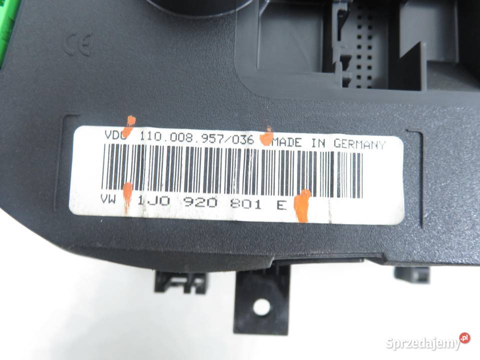 LICZNIK VW BORA 19 TDI 1J0920801E 110008957036