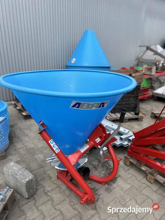 Rozsiewacz nawozów jednotarczowy plastikowy nowy Rozsiewacze nawozów Włoszczowa