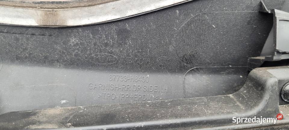 LISTWA DRZWI LEWY TYŁ KIA STONIC 17 osobowe Ruda Śląska
