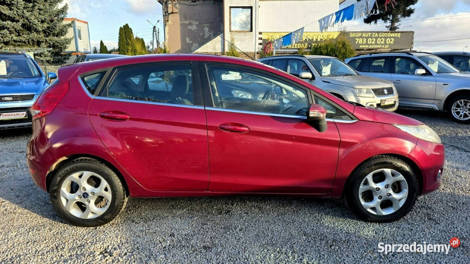 Ford Fiesta 16 TDCI 75 Piękny kolorChrom centralny zamek Świdnica