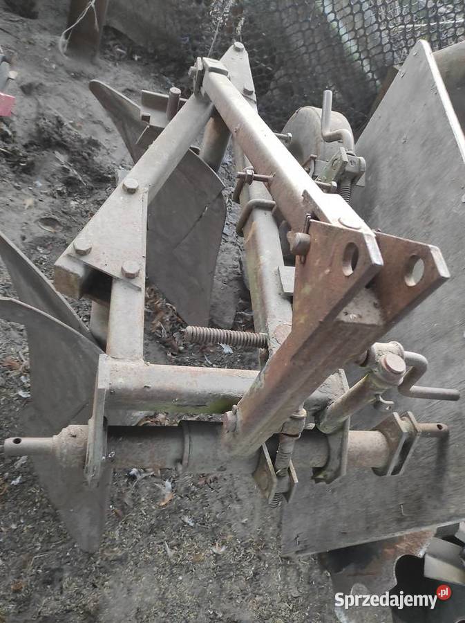 Pług Grudziądz 2skibowy Baranów sprzedam