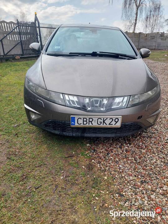 Honda Civic VIII UFO 18 benzyna 140 kujawsko-pomorskie Sugajno