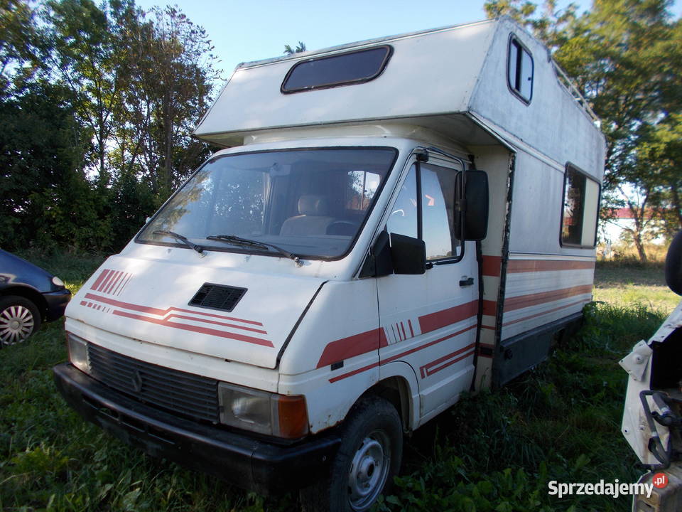 Kamper Renault Master Rok produkcji 1987 Kampery Żnin