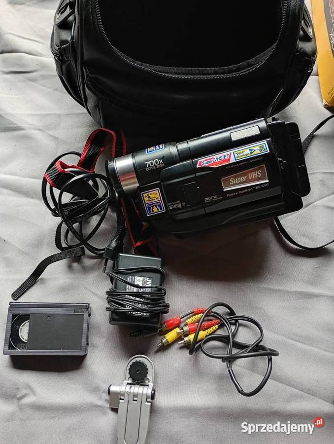 Kolekcja aparatów i kamer Polaroid VHS i inne sprzedam