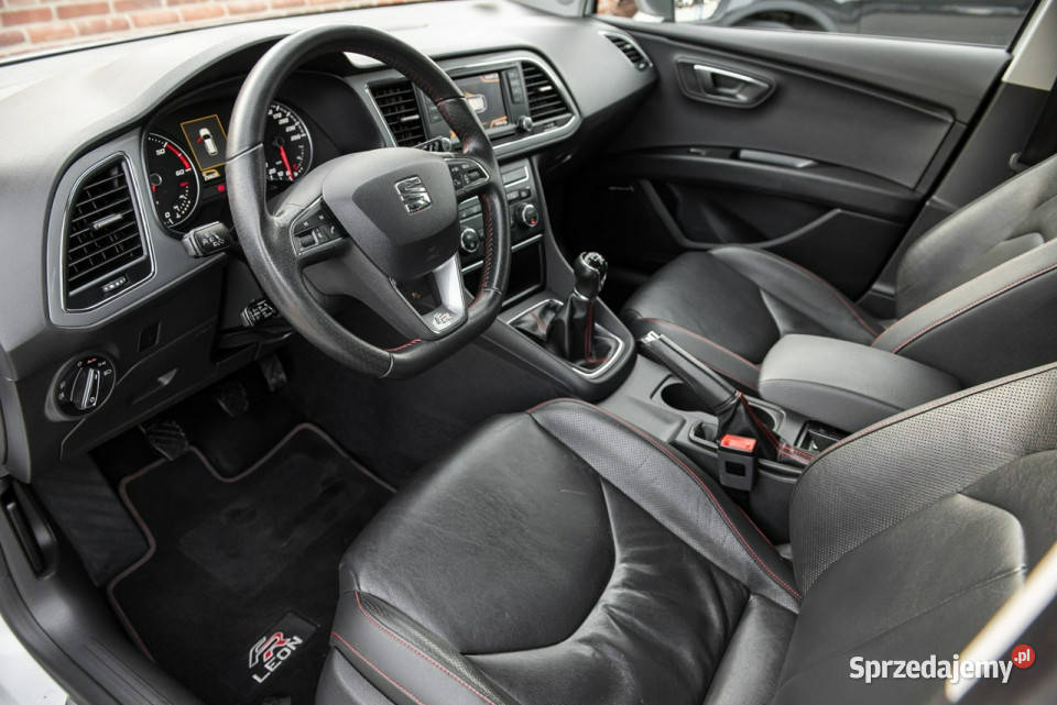 Seat Leon Sportstourer FR 20TDI CR 184 Full Zwoleń