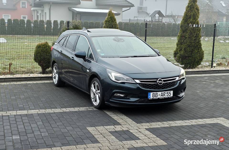 Opel Astra Sports Tourer 14 Turbo benzyna PEŁNE 1399cm3 Wola