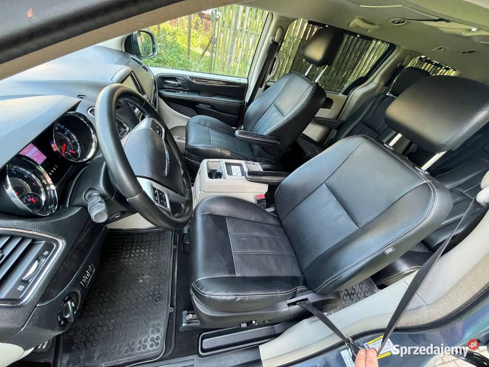 CHRYSLER TOWNCOUNTRY 36 V6 2012 odtwarzacz DVD Warszawa