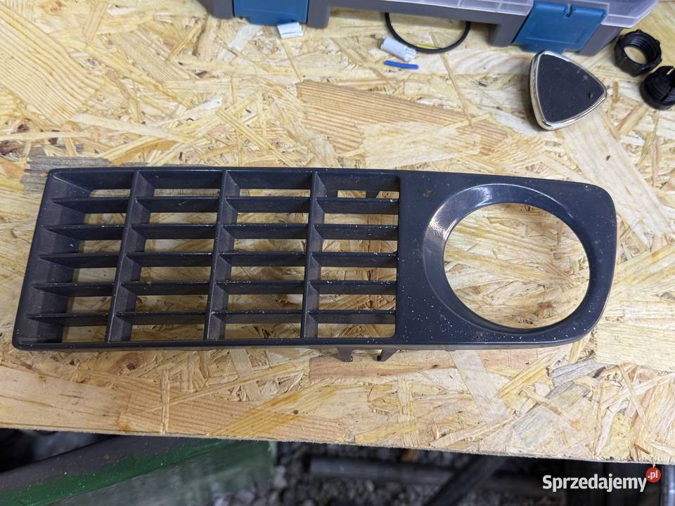 AUDI S3 8L KRATKA ZDERZAKA PRZÓD LEWA Świdnik