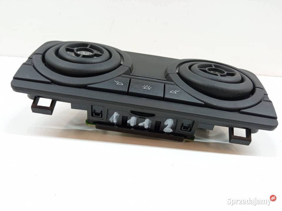 LAMPKA PODSUFITKI 6952100000 Bmw Seria 6 III sprzedam