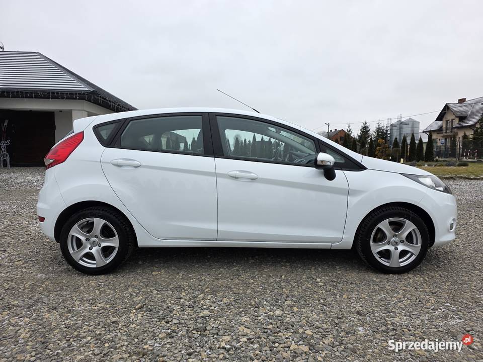 Ford Fiesta125 16V 82 AMBIENTE Super klimatyzacja Buk