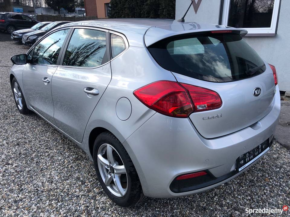 KIA CEED 16 CRD STAN BOGATE WYPOSAŻENIE 4/5