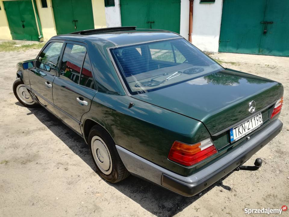 Piękny mercedes w124 wąska listwa Rok produkcji 1989