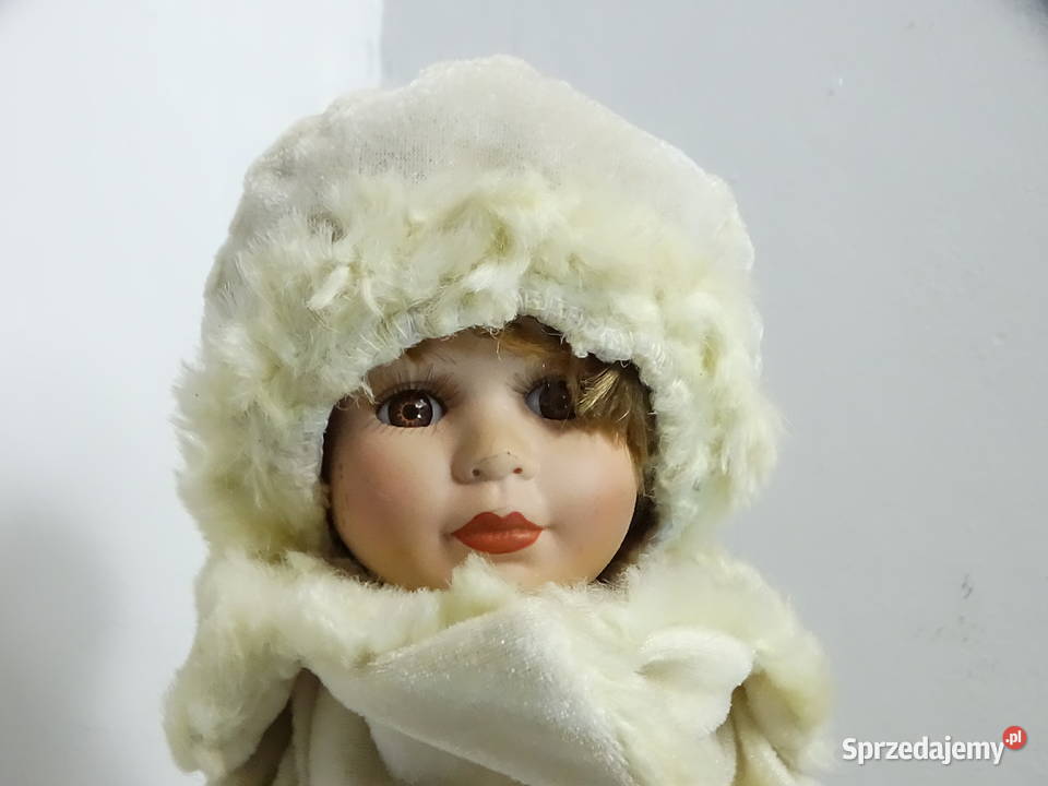 Sygnowana lalka porcelanowa 2f206 Zimowa edycja Lalki i akcesoria lubelskie Biłgoraj