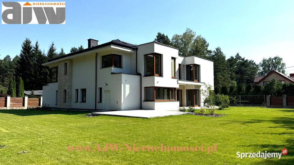 Dom wolnostojący 520m2 Truskaw sprzedam